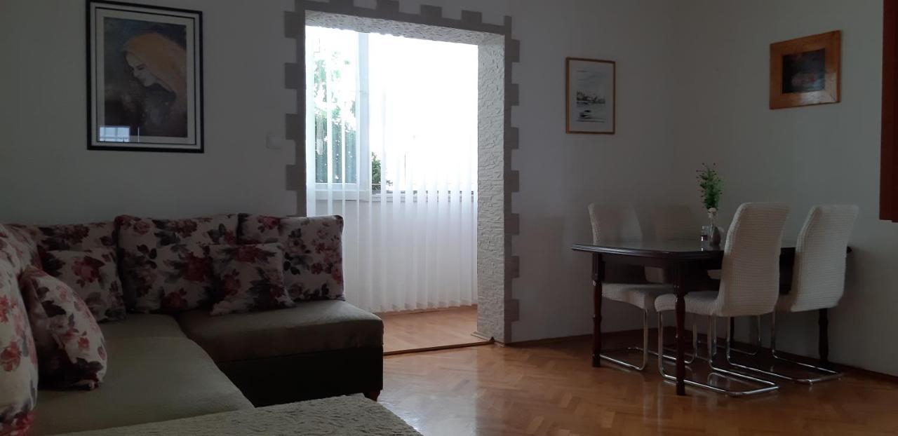 Apartment Rita Макарска Екстериор снимка
