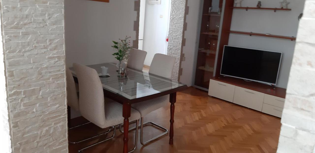 Apartment Rita Макарска Екстериор снимка